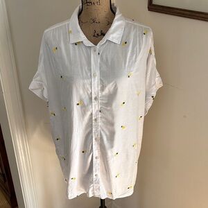 Time and Tru Women’s White Blouse with Pineapple Details Size XL (16-18)
